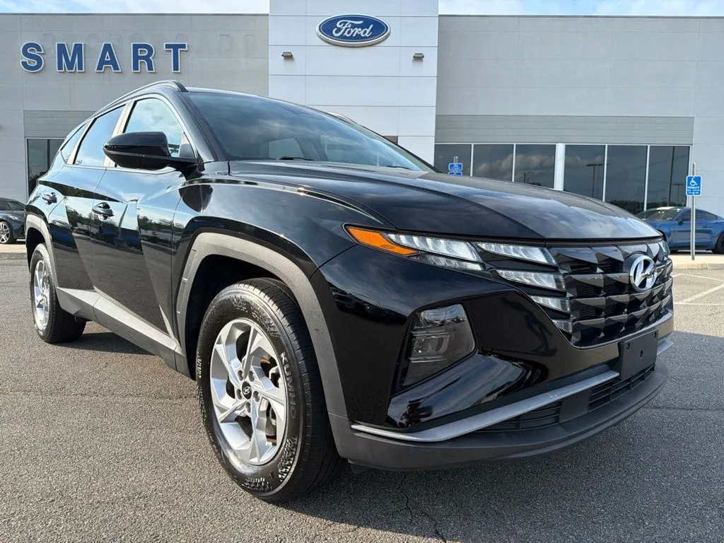 Black 2024 Hyundai Tucson SEL for sale in South Boston, VA