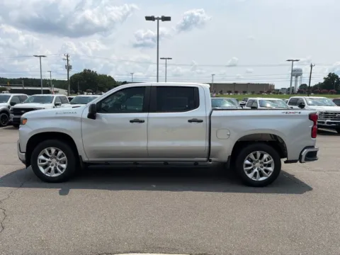 More photos of 2021 Chevrolet Silverado 1500 Custom at Smart Ford, VA
