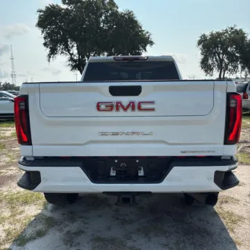 More photos of 2024 GMC Sierra 2500 HD Denali at Smart Ford, VA