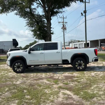 Photos of 2024 GMC Sierra 2500 HD Denali for sale in South Boston, VA at Smart Ford