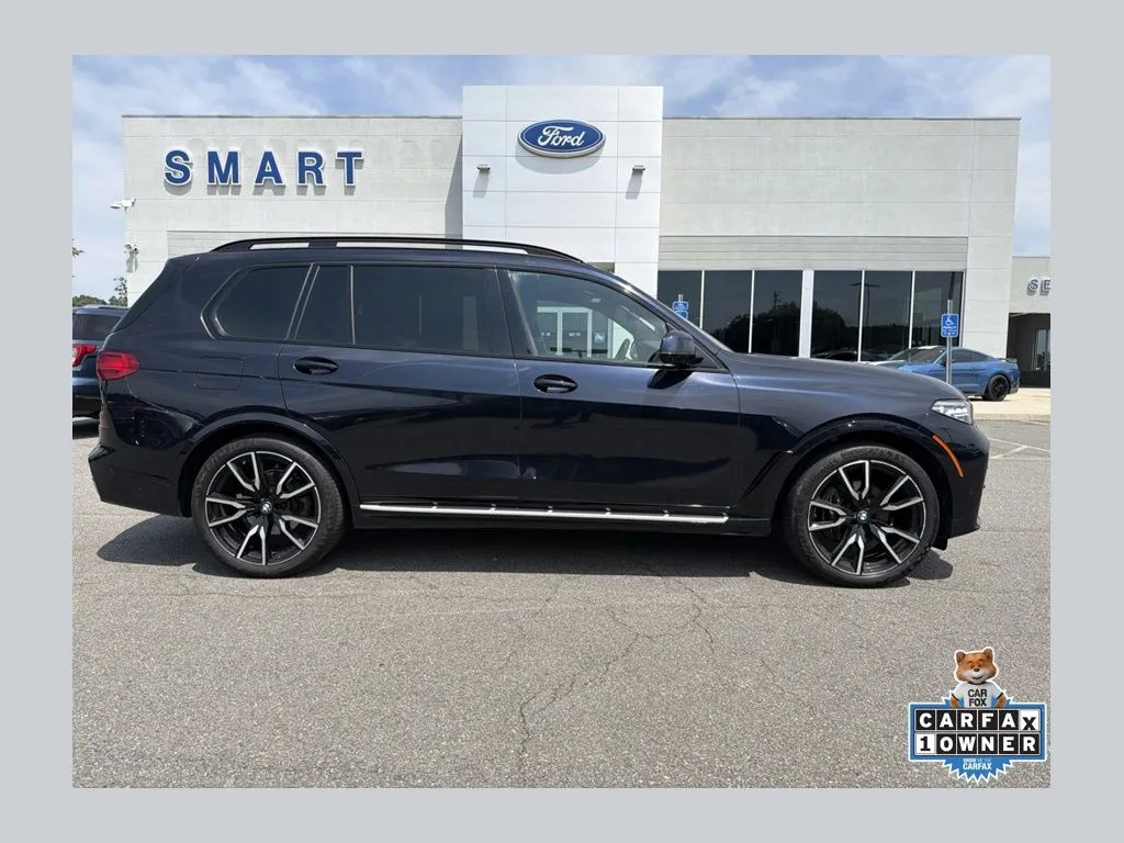 Black 2022 BMW X7 xDrive40i for sale in South Boston, VA