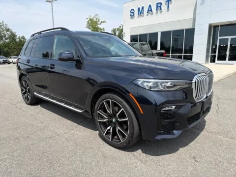 Photos of 2022 BMW X7 xDrive40i for sale in South Boston, VA at Smart Ford