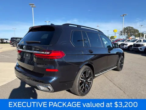 More photos of 2022 BMW X7 xDrive40i at Smart Ford, VA