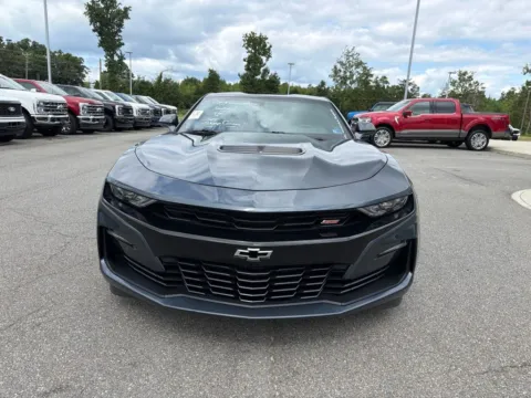 More photos of 2019 Chevrolet Camaro SS at Smart Ford, VA
