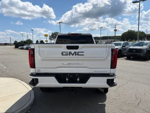 More photos of 2025 GMC Sierra 2500 HD Denali Ultimate at Smart Ford, VA