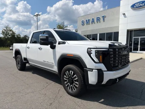 Photos of 2025 GMC Sierra 2500 HD Denali Ultimate for sale in South Boston, VA at Smart Ford