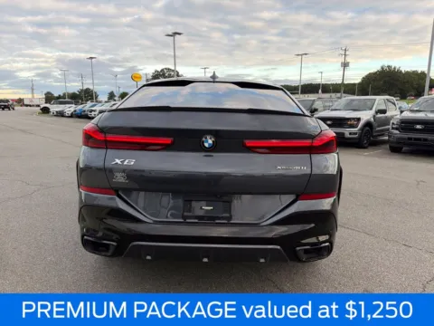 More photos of 2022 BMW X6 xDrive40i at Smart Ford, VA