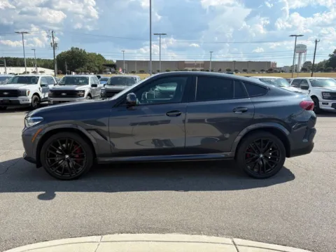 More photos of 2022 BMW X6 xDrive40i at Smart Ford, VA
