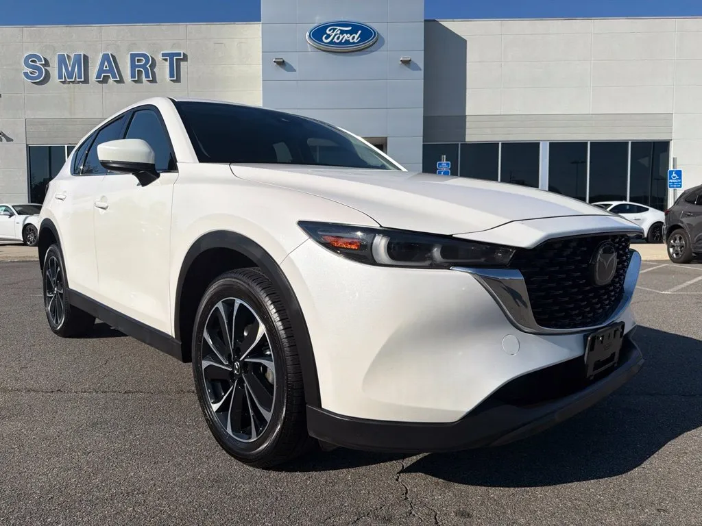 2022 Mazda CX-5 S Premium package
