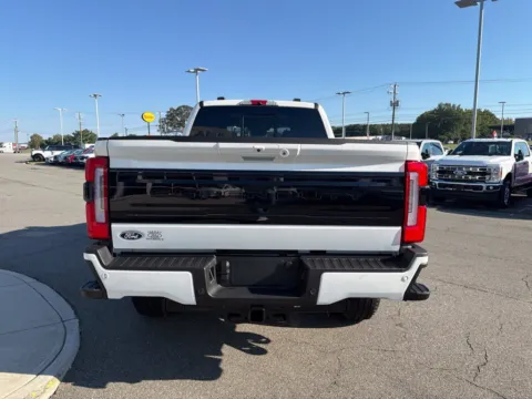 More photos of 2027 Ford F-250SD Platinum at Smart Ford, VA