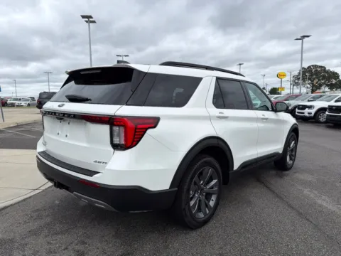 Photos of 2026 Ford Explorer Active for sale in South Boston, VA at Smart Ford