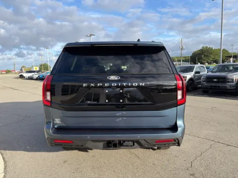 More photos of 2027 Ford Expedition Active at Smart Ford, VA