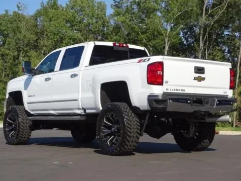 More photos of 2019 Chevrolet Silverado 2500 HD LTZ at Smart Ford, VA