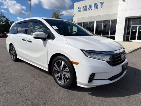 Photos of 2021 Honda Odyssey Touring for sale in South Boston, VA at Smart Ford