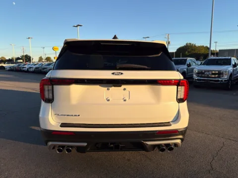 More photos of 2027 Ford Explorer Platinum at Smart Ford, VA