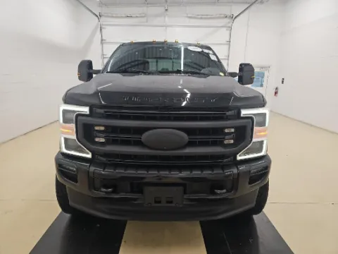 Photos of 2020 Ford F-250SD Platinum for sale in South Boston, VA at Smart Ford