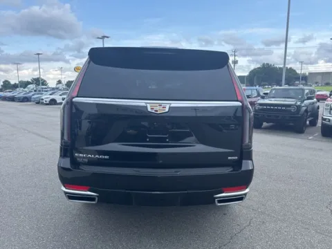More photos of 2021 Cadillac Escalade Premium Luxury at Smart Ford, VA