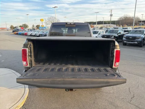 More photos of 2018 Ram 2500 Laramie at Smart Ford, VA