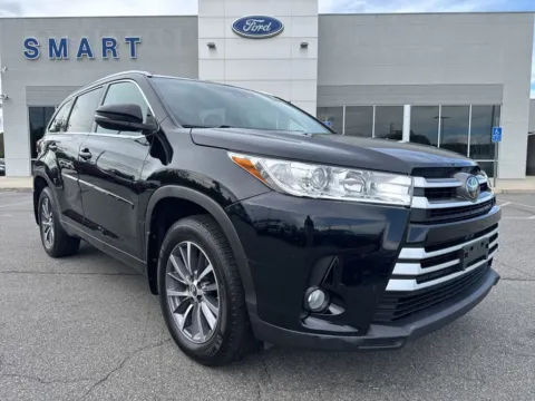 Black 2018 Toyota Highlander XLE for sale in South Boston, VA