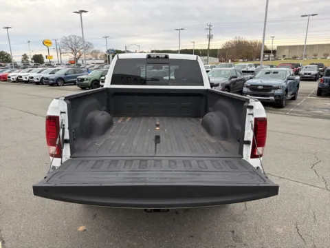 More photos of 2018 Ram 3500 Laramie at Smart Ford, VA