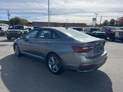 More photos of 2024 Volkswagen Jetta 1.5T SE at Smart Ford, VA