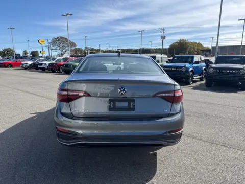 More photos of 2024 Volkswagen Jetta 1.5T SE at Smart Ford, VA