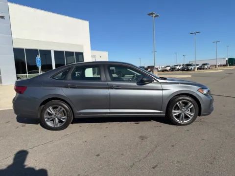 Photos of 2024 Volkswagen Jetta 1.5T SE for sale in South Boston, VA at Smart Ford