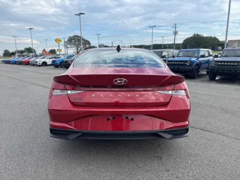 More photos of 2023 Hyundai Elantra SEL at Smart Ford, VA