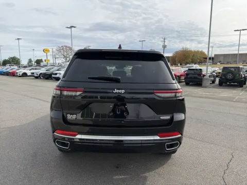 More photos of 2025 Jeep Grand Cherokee Summit at Smart Ford, VA