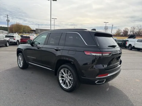 More photos of 2025 Jeep Grand Cherokee Summit at Smart Ford, VA