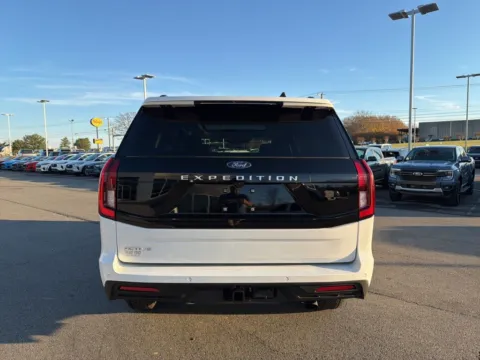 More photos of 2025 Ford Expedition Active at Smart Ford, VA
