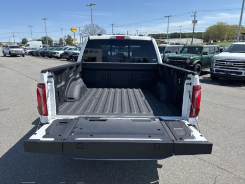More photos of 2025 Ford F-150 Lariat at Smart Ford, VA
