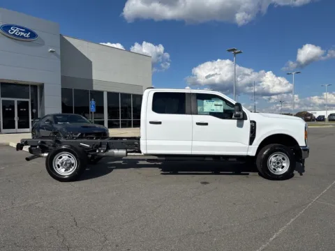 Photos of 2026 Ford F-350SD XL READING SERVICE BODY for sale in South Boston, VA at Smart Ford