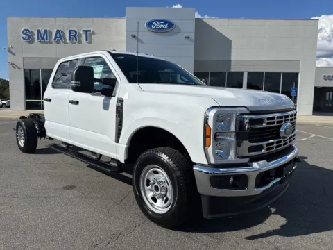 White 2026 Ford F-350SD XL READING SERVICE BODY for sale in South Boston, VA