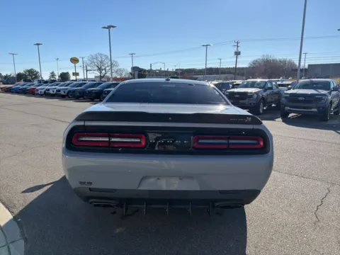 More photos of 2021 Dodge Challenger R/T Scat Pack at Smart Ford, VA