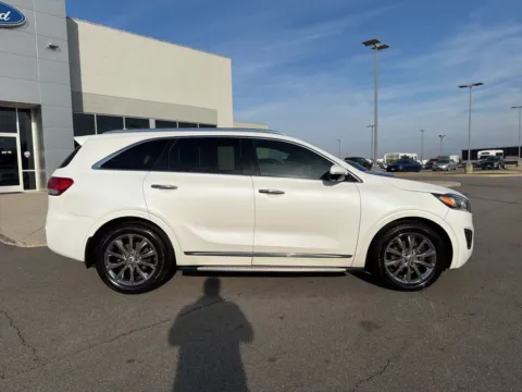Photos of 2017 Kia Sorento SX Limited for sale in South Boston, VA at Smart Ford
