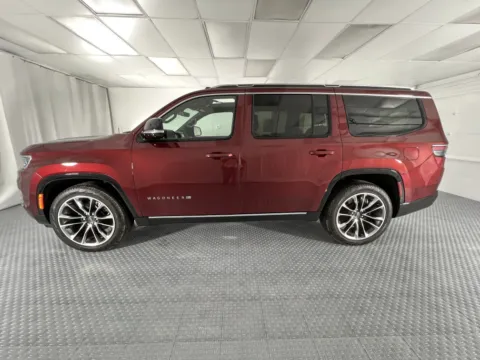 More photos of 2024 Jeep Wagoneer Series III at MAG CDJR, MO
