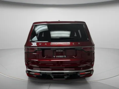 More photos of 2024 Jeep Wagoneer Series III at MAG CDJR, MO