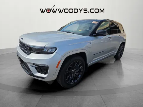 Silver 2024 Jeep Grand Cherokee 4xe Summit Reserve for sale in Chillicothe, MO