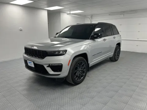 Another view of 2024 Jeep Grand Cherokee 4xe Summit Reserve for sale in Chillicothe, MO at MAG CDJR