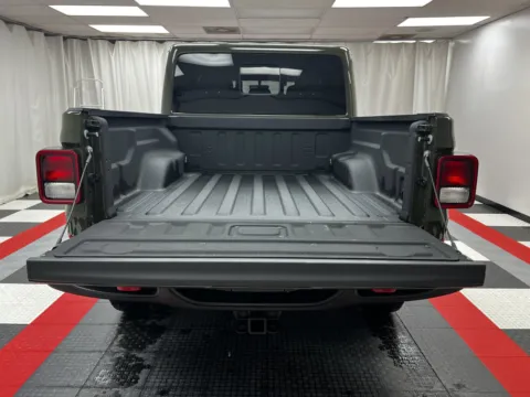 More photos of 2023 Jeep Gladiator Rubicon at MAG CDJR, MO