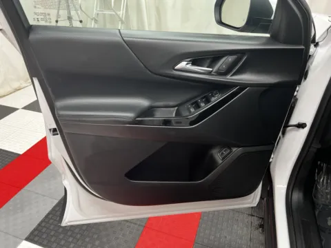 More photos of 2025 Chevrolet Equinox AWD LT at MAG CDJR, MO