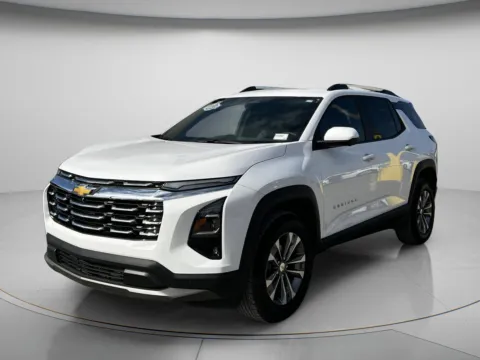 More photos of 2025 Chevrolet Equinox AWD LT at MAG CDJR, MO