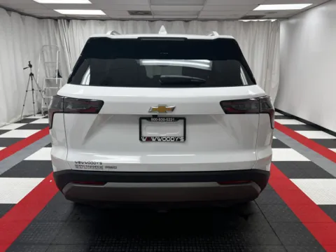 More photos of 2025 Chevrolet Equinox AWD LT at MAG CDJR, MO