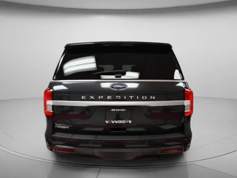 More photos of 2022 Ford Expedition XLT at MAG CDJR, MO