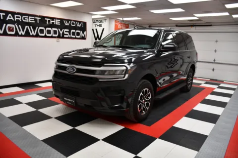 Gray 2022 Ford Expedition XLT for sale in Chillicothe, MO