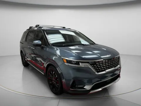 Photos of 2022 Kia Carnival SX for sale in Chillicothe, MO at MAG CDJR