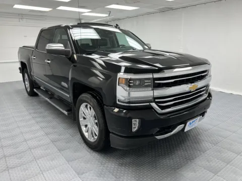 Another view of 2018 Chevrolet Silverado 1500 High Country for sale in Chillicothe, MO at MAG CDJR