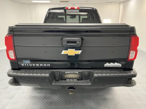 More photos of 2018 Chevrolet Silverado 1500 High Country at MAG CDJR, MO