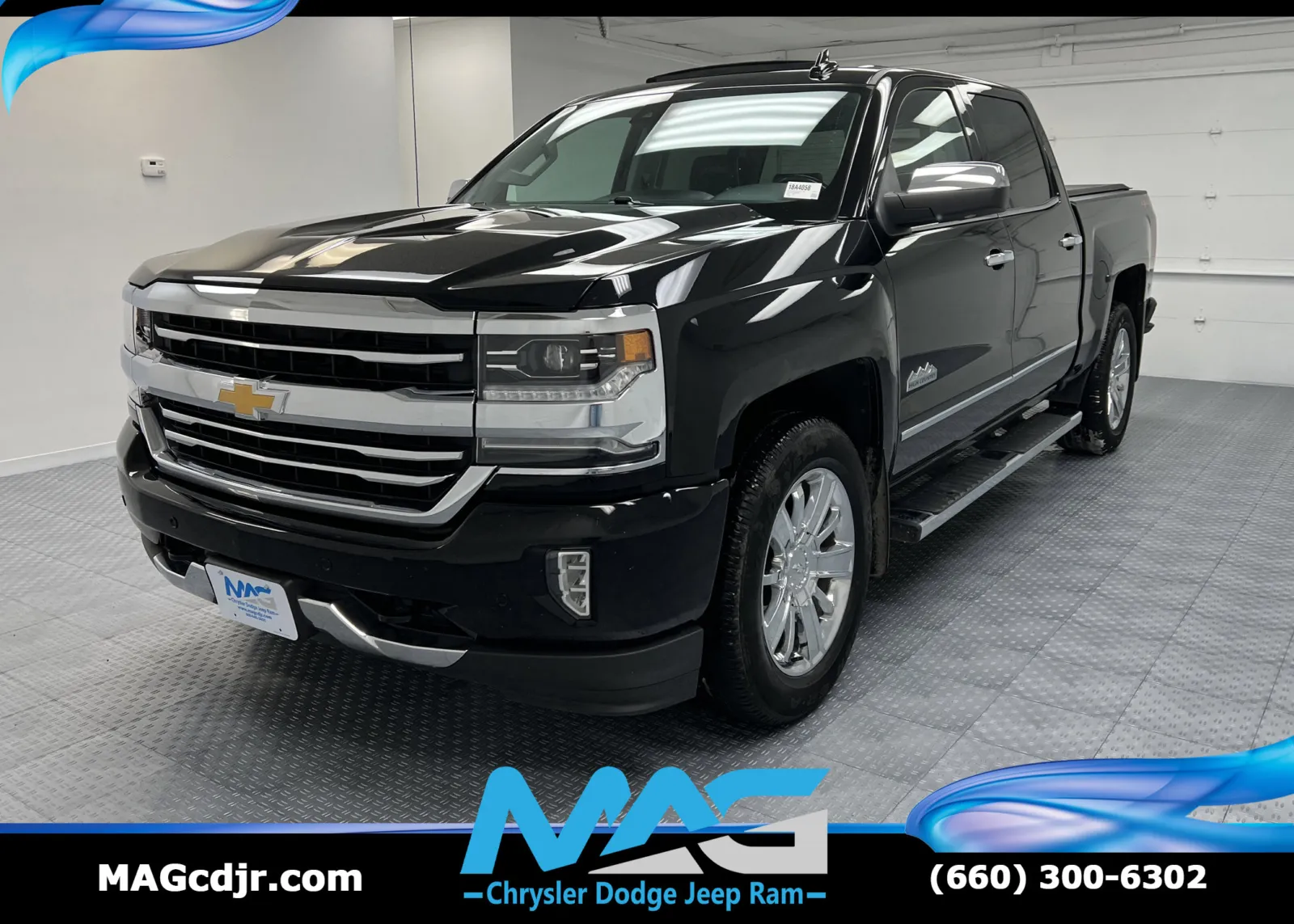 Black 2018 Chevrolet Silverado 1500 High Country for sale in Chillicothe, MO